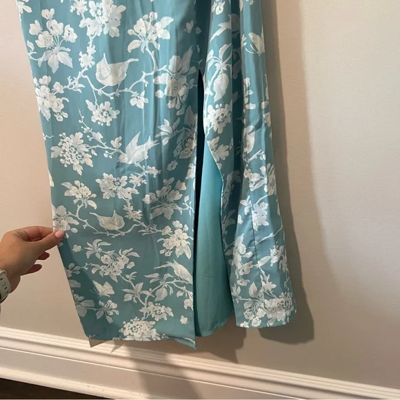 ABERCROMBIE BLUE FLORAL MILKMAID LACE BACK MIDI DRESS - Picture 6 of 13